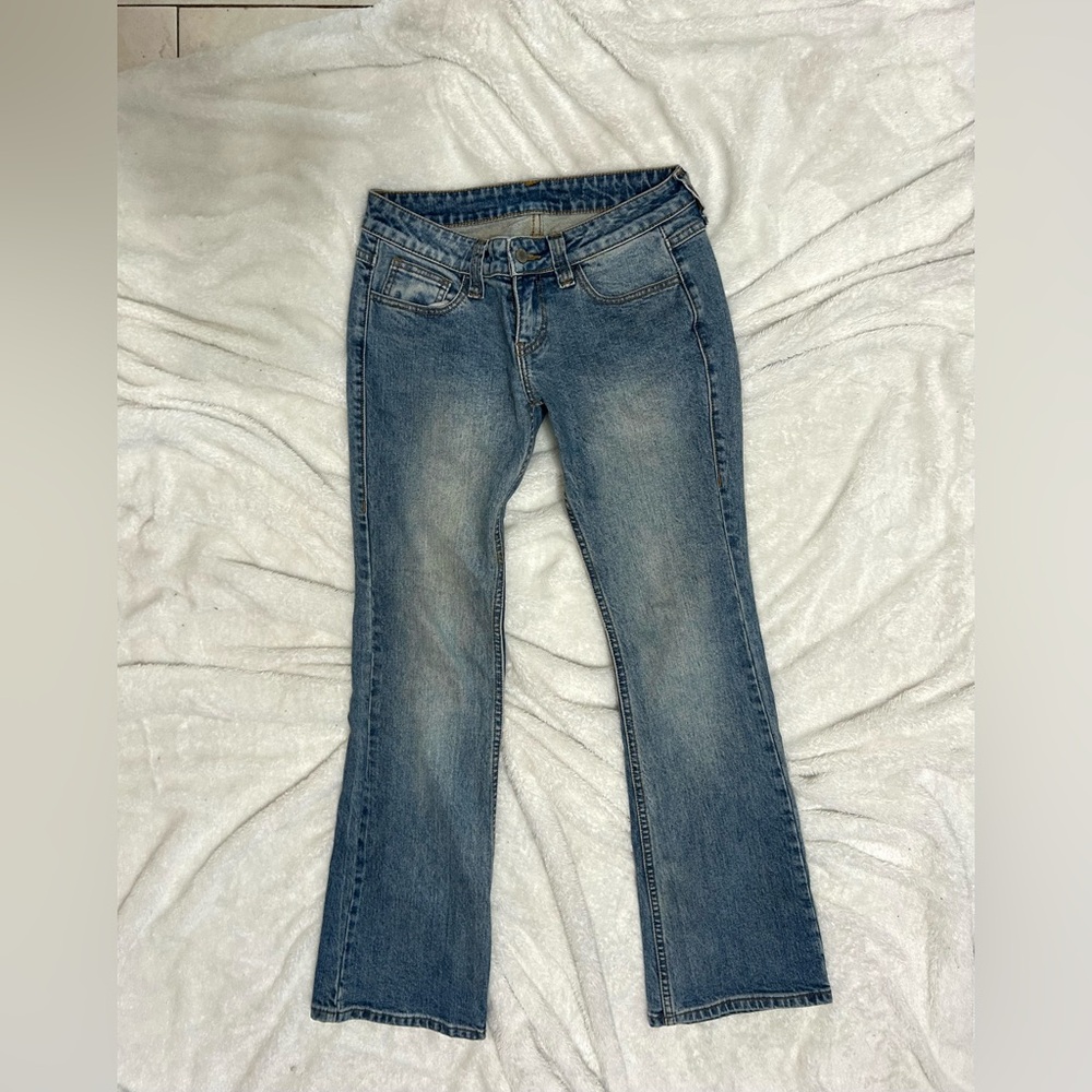 Wide legged j galt  stonewashed blue jeans size small fits 5-6